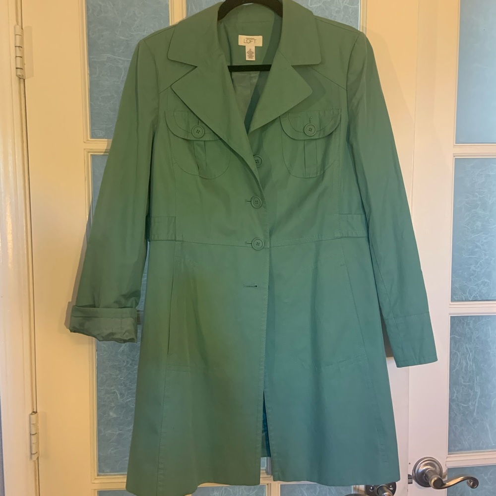 Women trench coat!